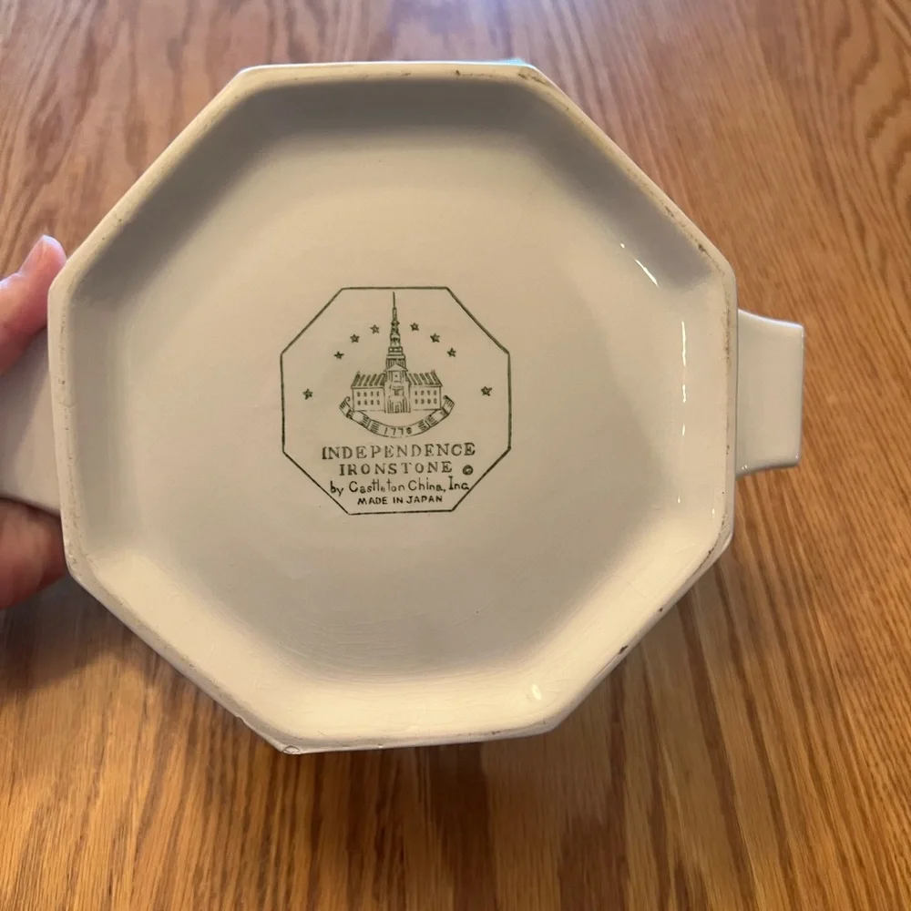 Vintage Independence Ironstone Casserole Dish